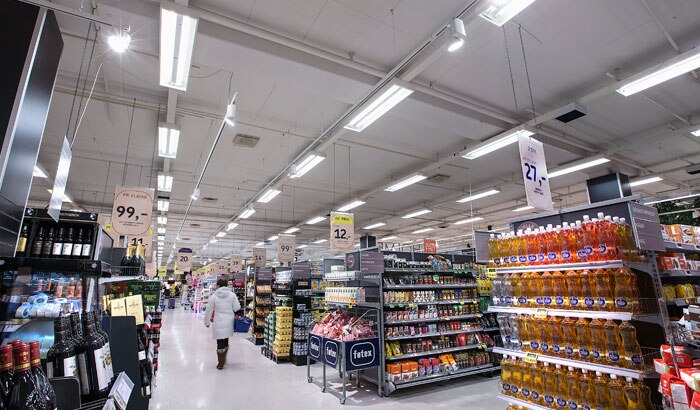 Supermercados Dansk com MASTER LEDtube