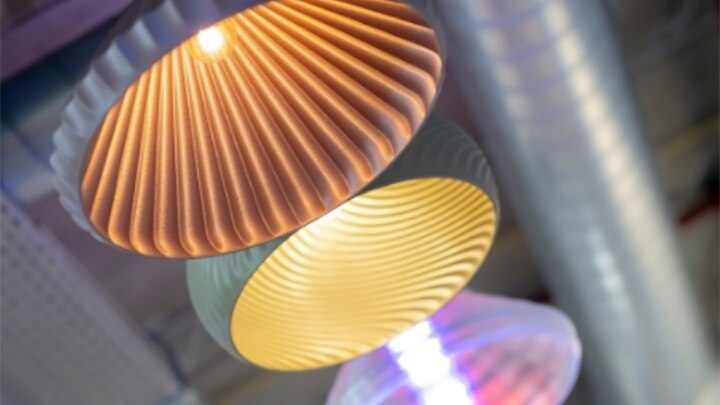 Tailored luminaires for a circular economy
